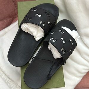 Womens Gucci GG Slide Sandals